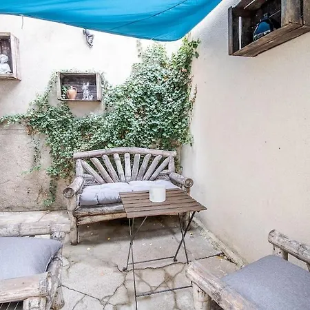 Apartment Avec Terrasse 4 Minutes Gare Et Tram
